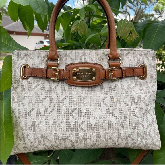 MICHAEL KORS Signature Tan Jet Set Hamilton Selma Raven Shoulder Bag - Picture 5 of 11